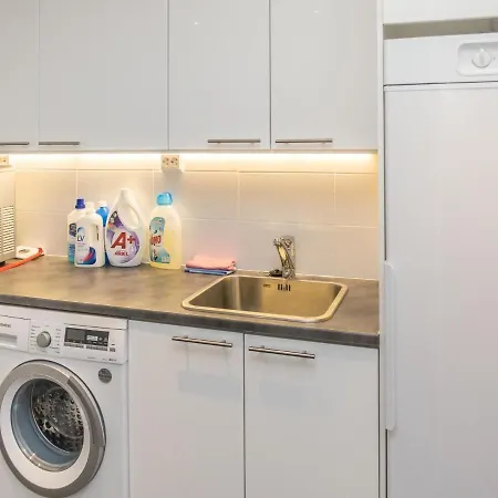 Holy B By Interhome Niskala